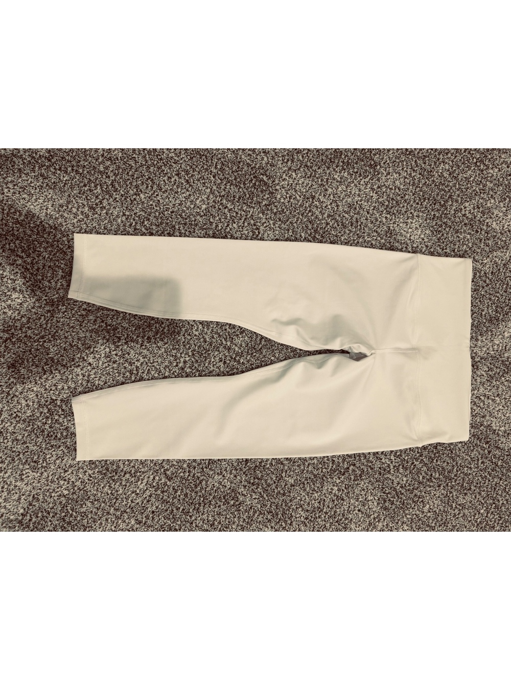 Athleta Ultra High Rise Elation 7/8 Leggings M Petite Ivory Cream Yoga